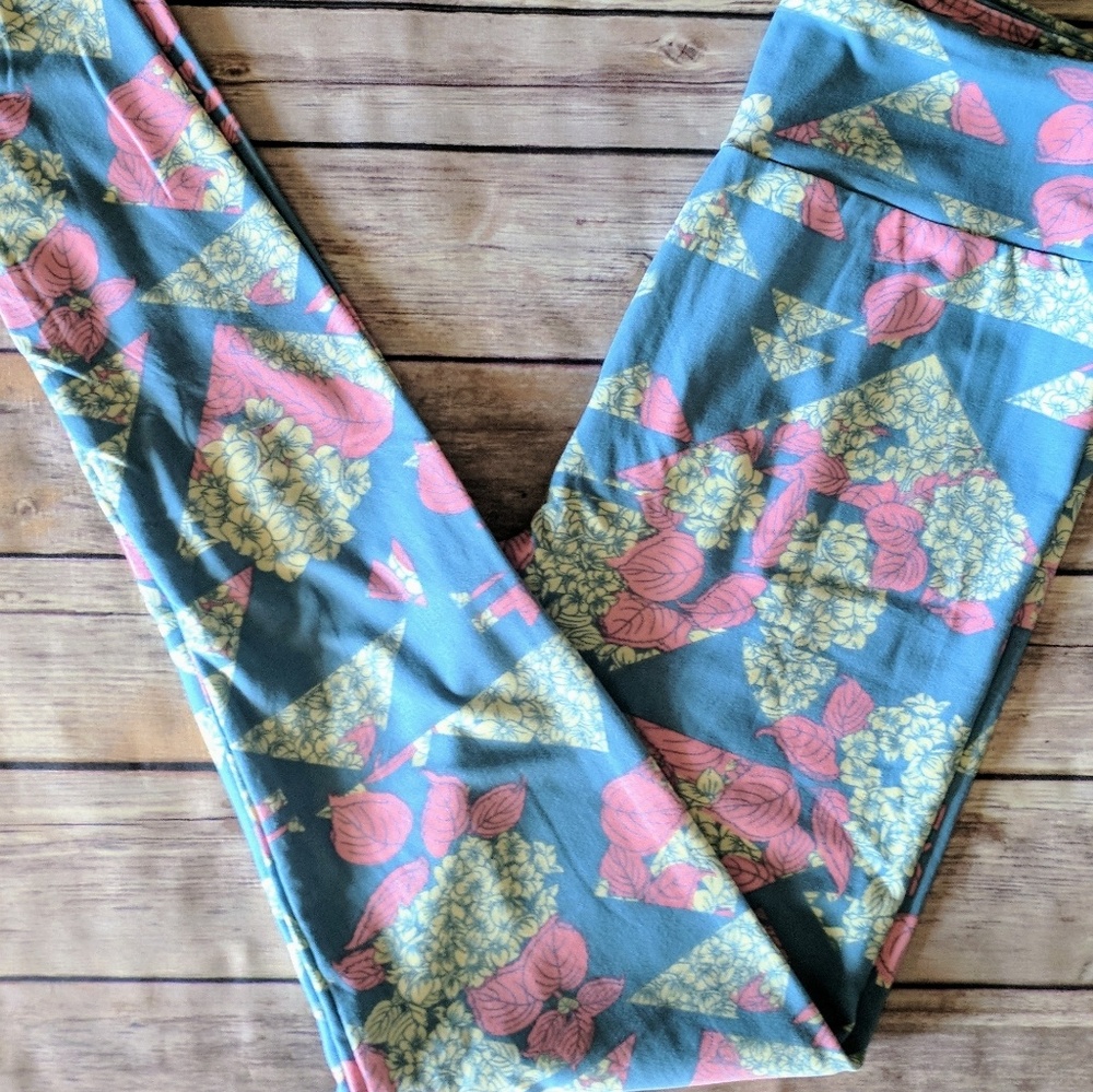 LuLaRoe One Size Leggings